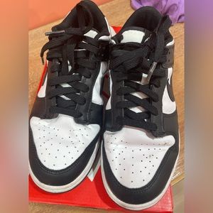 Nike Dunks Pandas 9